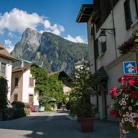 Apartment 2 Bedroom 50m2 Modern And Well Equipt Samoens